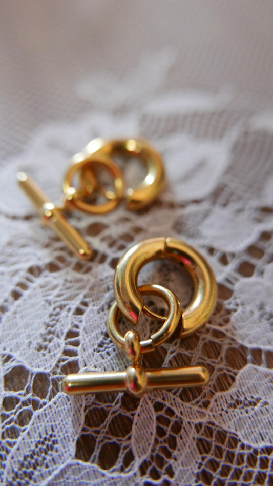 Trait d’Union Earrings