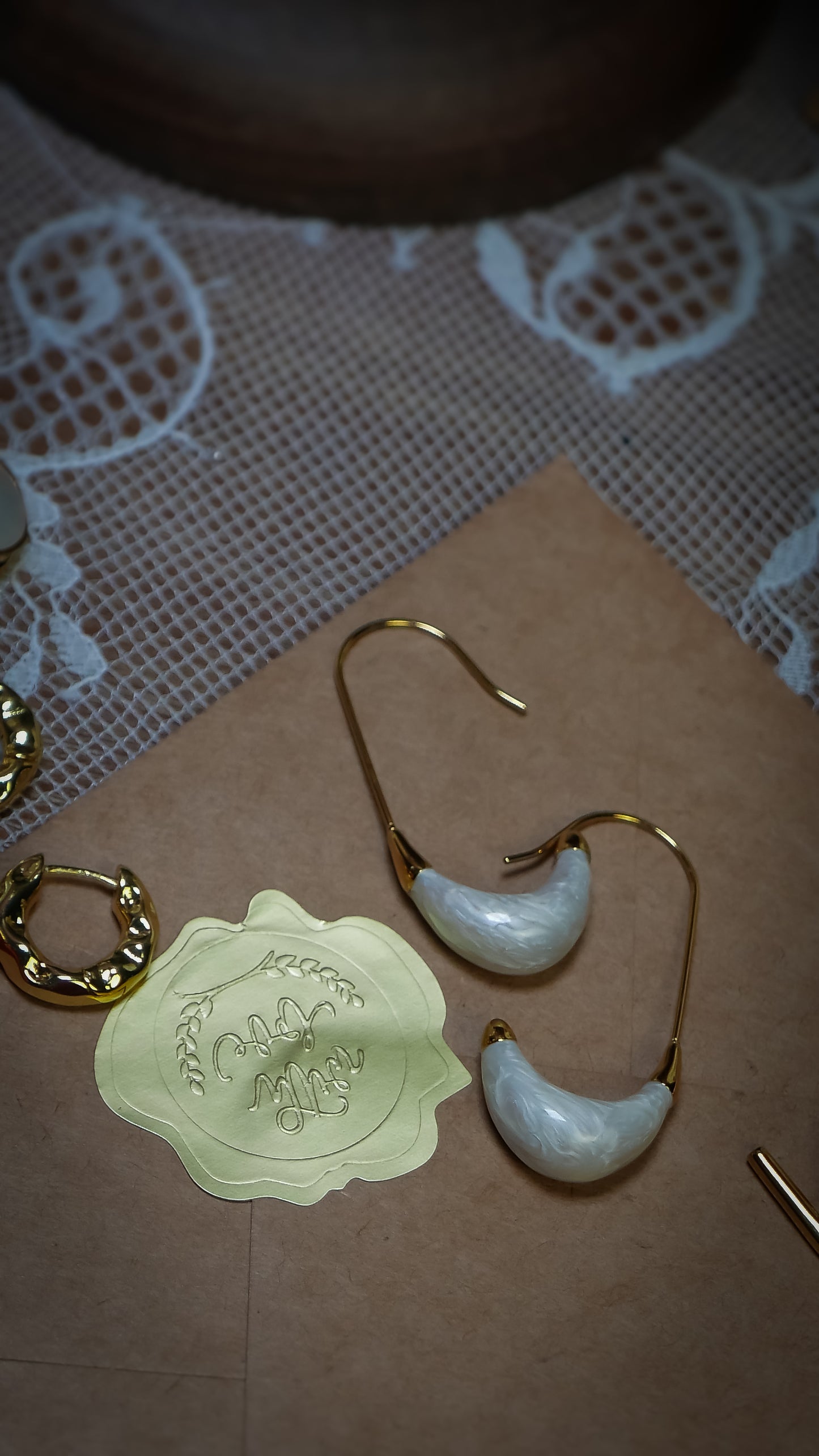 Textured Hoop (Small)