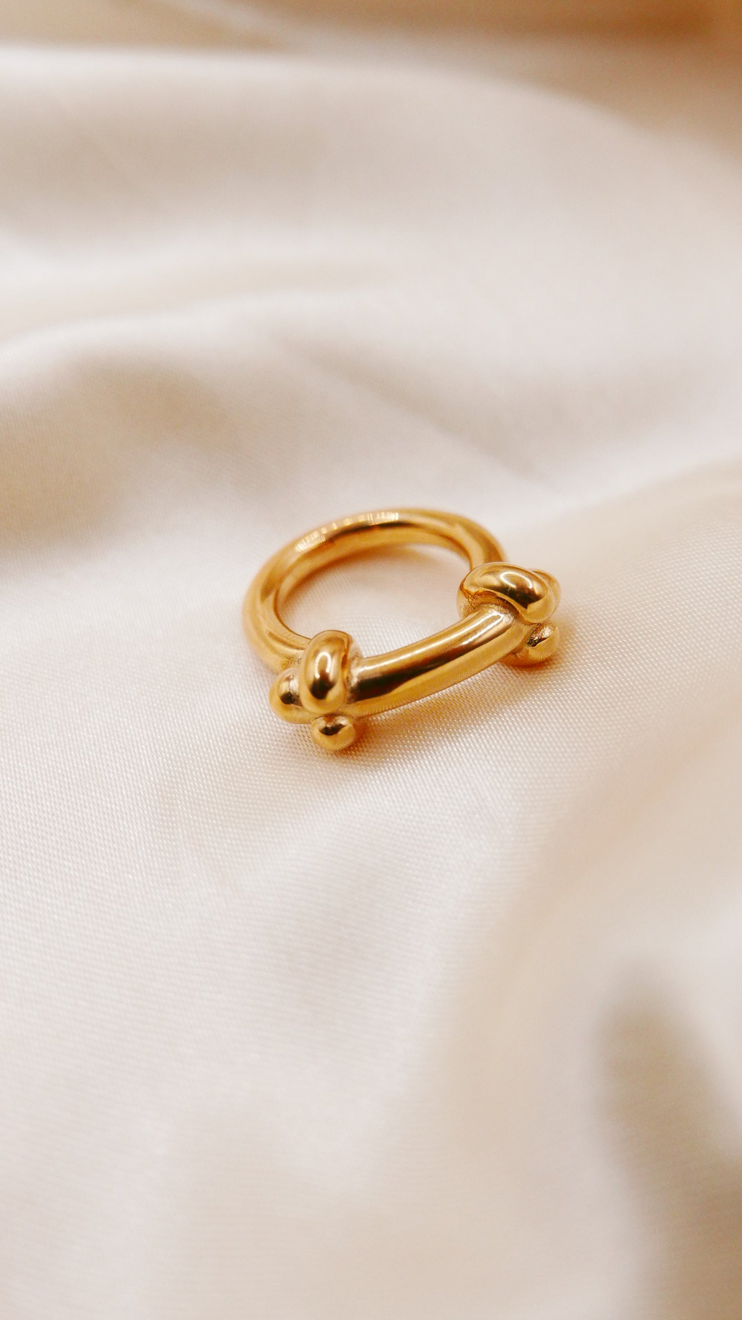 NŒUD Twist Ring