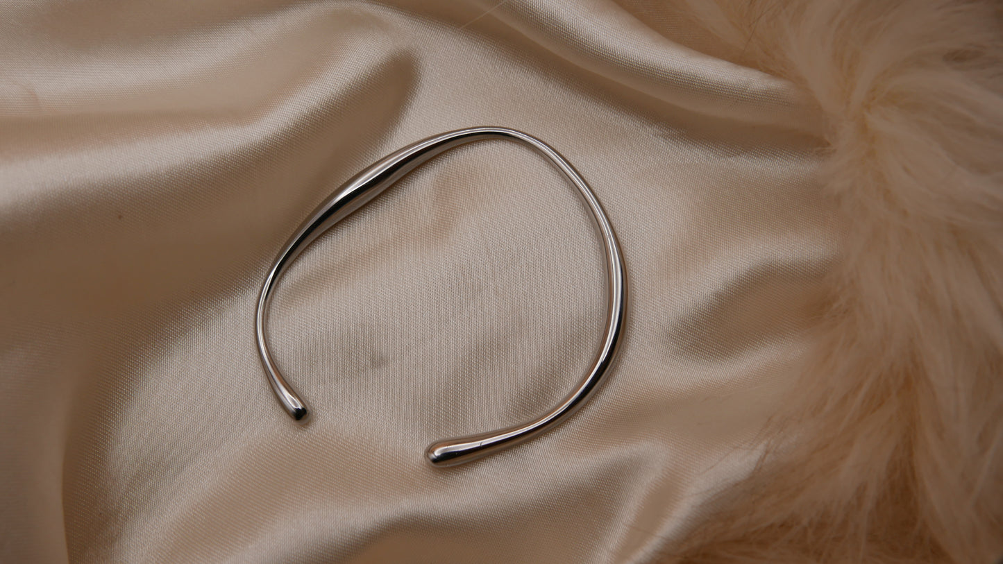 PWOMÈS Cuff Bracelet