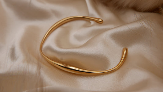 PWOMÈS Cuff Bracelet