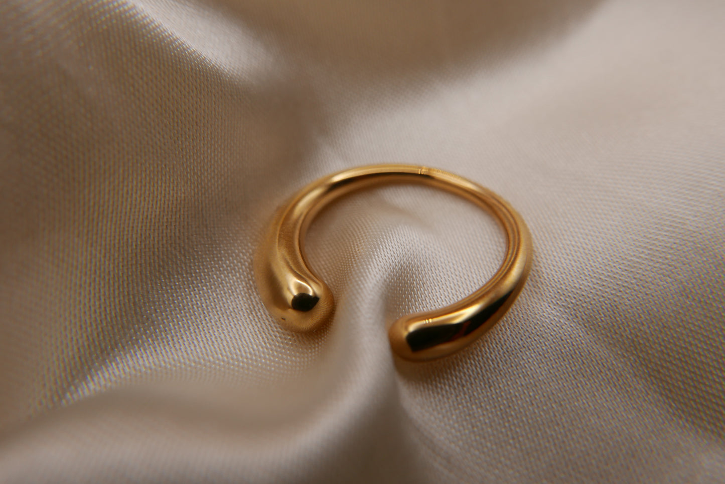 PWOMÈS Ring